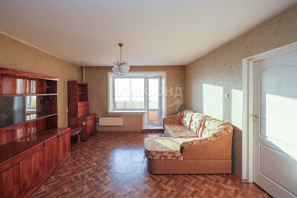 
   Продам 1-комнатную, 51.5 м², Мичурина ул, 20/1

. Фото 1.