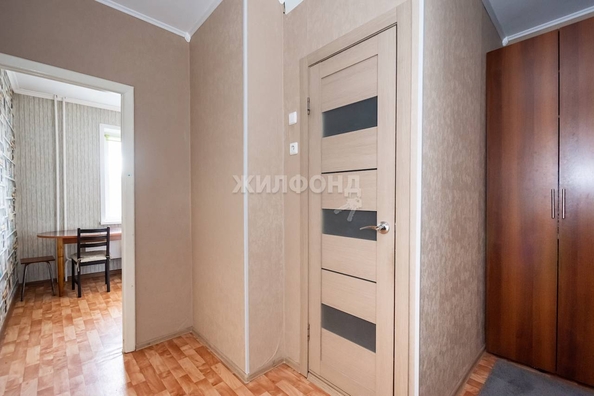 
   Продам 1-комнатную, 37.3 м², Гребенщикова ул, 12/1

. Фото 9.