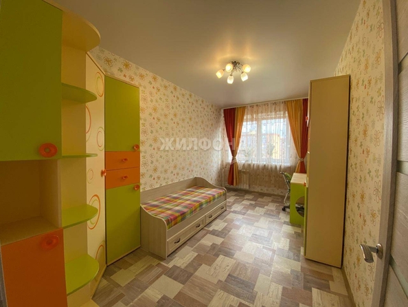 
   Продам 2-комнатную, 52.1 м², Романтиков ул, 14

. Фото 4.