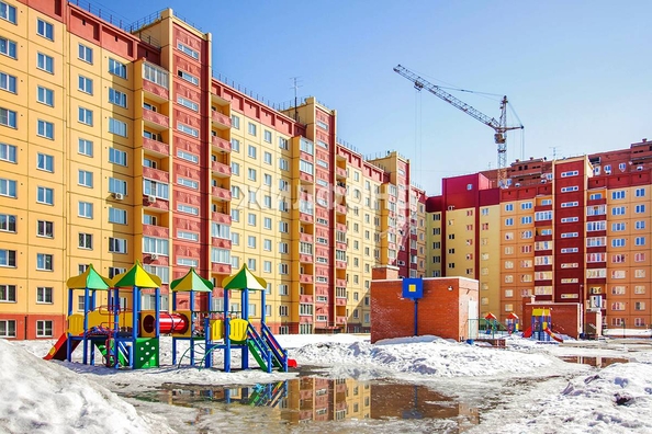 
   Продам 2-комнатную, 56.2 м², Ключ-Камышенское Плато ул, 13

. Фото 6.