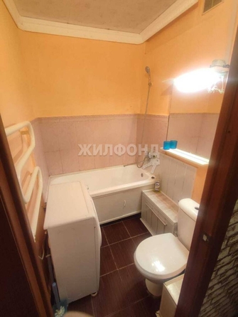 
   Продам 2-комнатную, 46 м², Владимировская ул, 12

. Фото 16.