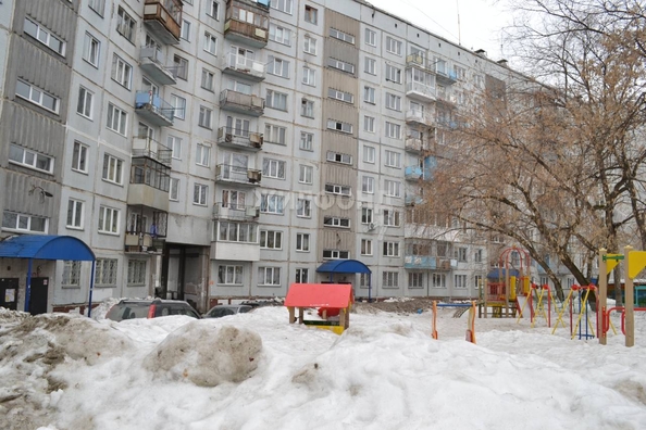 
   Продам 3-комнатную, 56.1 м², Есенина ул, 29

. Фото 15.