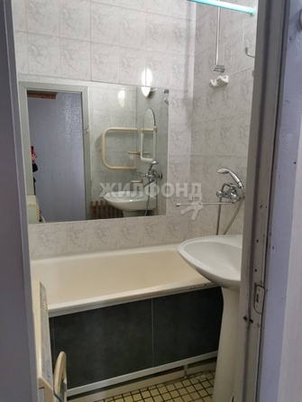 
   Продам 3-комнатную, 63 м², Тюленина ул, 1/2

. Фото 6.