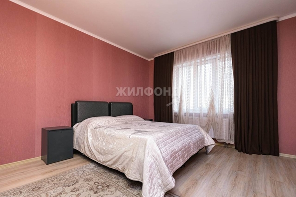 
   Продам 3-комнатную, 103.3 м², Сухарная ул, 96/2

. Фото 24.