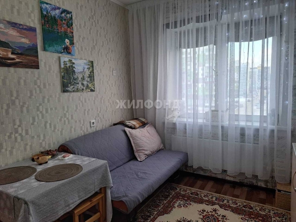 
   Продам 1-комнатную, 33.8 м², Титова ул, 276

. Фото 2.