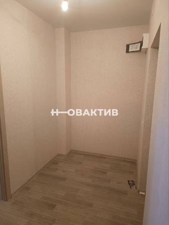 
   Продам 2-комнатную, 53.2 м², Петухова ул, 162

. Фото 12.