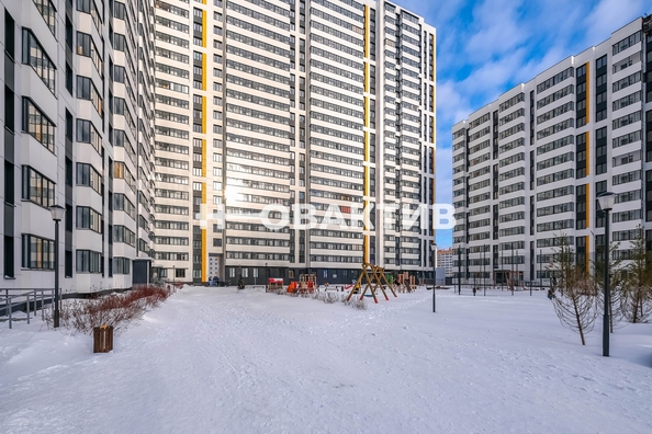 
   Продам 2-комнатную, 53.2 м², Петухова ул, 162

. Фото 27.