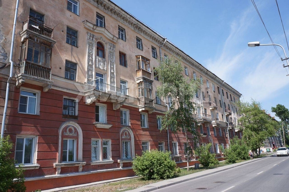 
  Продается 2-комн. квартира, 41.7 м², Сибиряков-Гвардейцев ул, д. 15
. Фото 2.