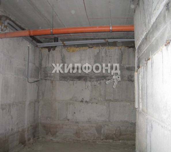 
   Продам 3-комнатную, 101.3 м², Герцена ул, 1/1

. Фото 5.