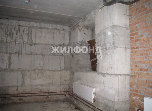 
   Продам 3-комнатную, 101.3 м², Герцена ул, 1/1

. Фото 6.