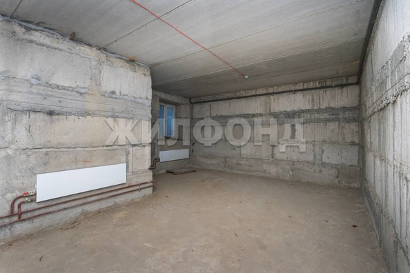 
   Продам 3-комнатную, 101.3 м², Герцена ул, 1/1

. Фото 3.