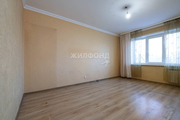 
   Продам 3-комнатную, 62.9 м², Центральная ул, 203

. Фото 10.