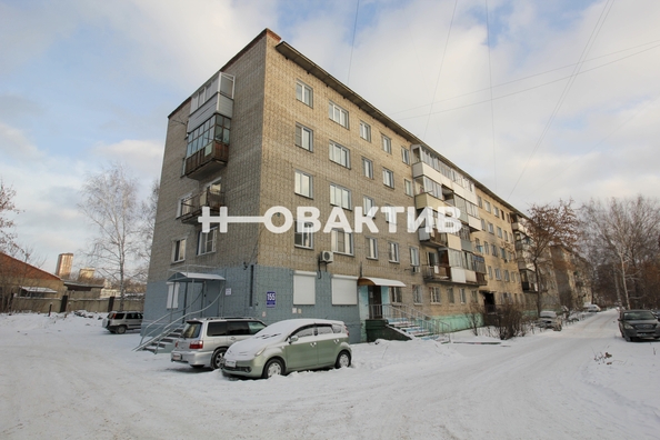 
   Продам 4-комнатную, 59.8 м², Большевистская ул, 155

. Фото 15.