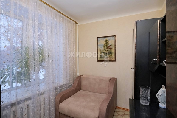 
   Продам 3-комнатную, 39.8 м², Блюхера ул, 14

. Фото 6.