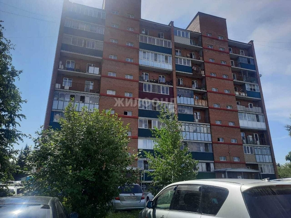 
   Продам 2-комнатную, 43.4 м², 2-я Заводская ул, 11/1

. Фото 3.