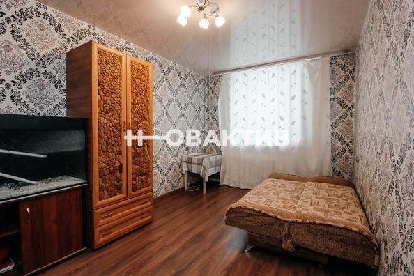 
   Продам 4-комнатную, 75 м², Сердюкова ул, 2

. Фото 1.