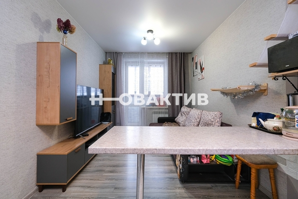 
   Продам 2-комнатную, 46 м², Николая Островского ул, 120

. Фото 11.