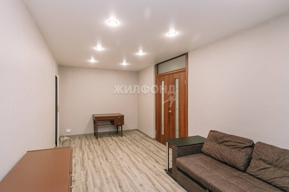 
   Продам 1-комнатную, 31.8 м², Ватутина ул, 18а

. Фото 4.