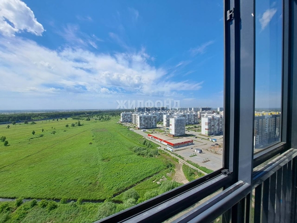 
   Продам 2-комнатную, 50.3 м², Титова ул, 255/2

. Фото 9.