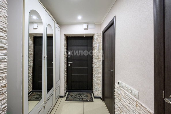 
   Продам 3-комнатную, 59 м², Лескова ул, 252/1

. Фото 14.