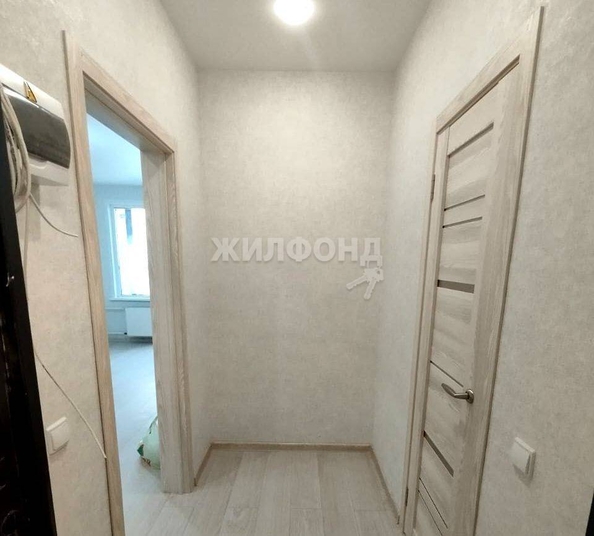 
   Продам студию, 28.5 м², Октябрьская ул, 20

. Фото 3.