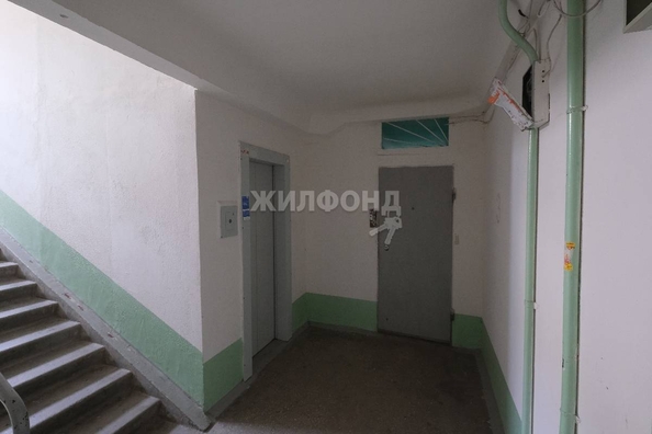 
   Продам 2-комнатную, 42.8 м², Связистов ул, 141

. Фото 13.