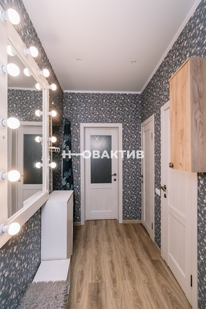 
   Продам 2-комнатную, 49 м², Романова ул, 35

. Фото 19.