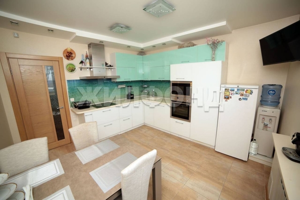 
   Продам 4-комнатную, 103.1 м², Гэсстроевская ул, 2/4

. Фото 30.