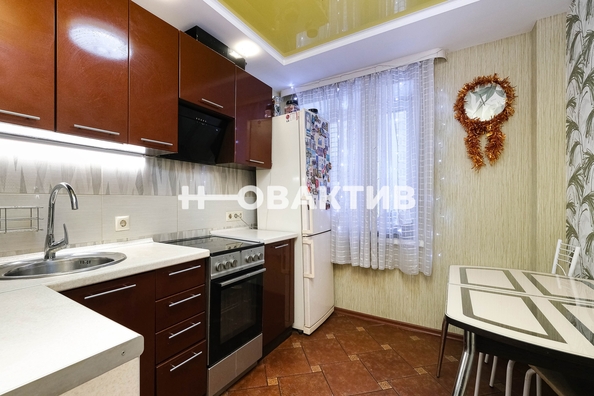 
   Продам 3-комнатную, 59.3 м², Линейная ул, 29

. Фото 22.