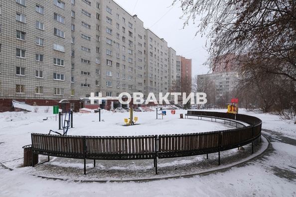 
   Продам 3-комнатную, 59.3 м², Линейная ул, 29

. Фото 37.