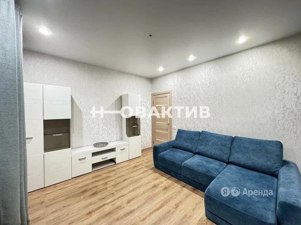 
  Сдам в аренду 3-комнатную квартиру, 75 м², Новосибирск

. Фото 2.