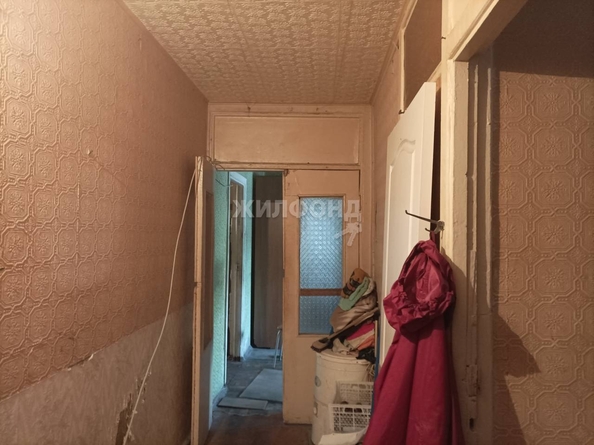 
   Продам 3-комнатную, 60 м², 25 лет Октября ул, 20/2

. Фото 9.