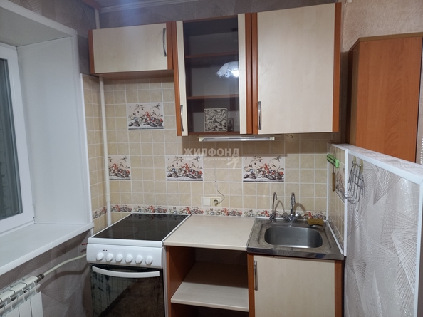 
  Сдам в аренду 1-комнатную квартиру, 30 м², Новосибирск

. Фото 6.