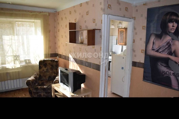 
   Продам 1-комнатную, 30.5 м², Космическая ул, 12

. Фото 2.