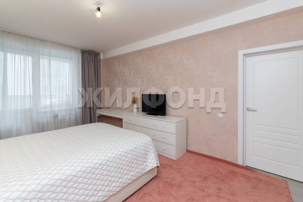 
   Продам 2-комнатную, 63.6 м², Зыряновская ул, 61

. Фото 13.