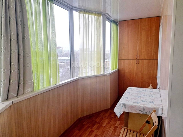 
   Продам 2-комнатную, 59 м², Есенина ул, 31/1

. Фото 9.