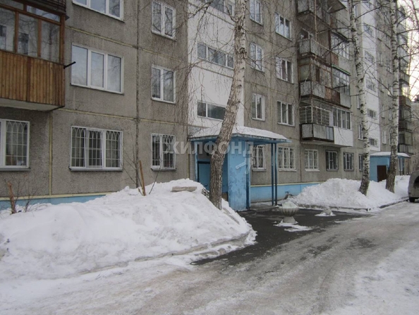 
   Продам 2-комнатную, 46.9 м², Зорге ул, 193/1

. Фото 4.