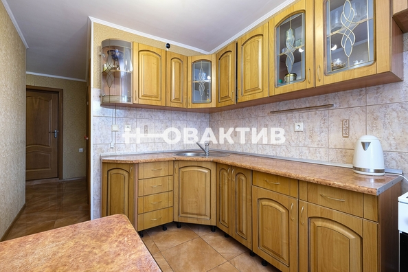 
   Продам 2-комнатную, 46 м², Гаранина ул, 21

. Фото 11.