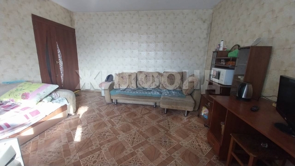 
   Продам 2-комнатную, 53.4 м², Связистов ул, 113

. Фото 1.
