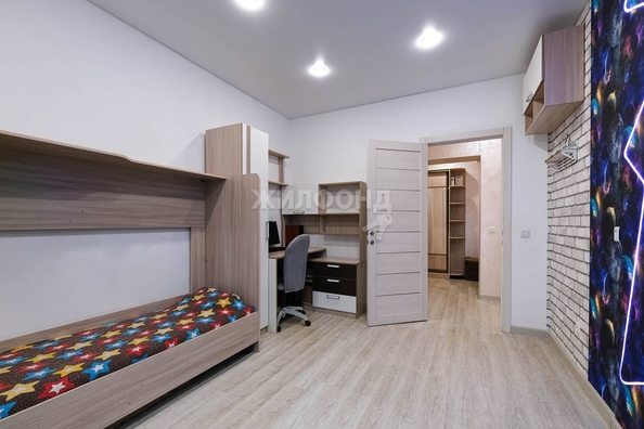 
   Продам 3-комнатную, 91.6 м², Титова ул, 253/3

. Фото 9.