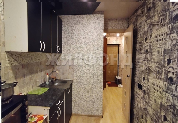 
  Продается 1-комн. квартира, 28.5 м², Петухова ул, д. 34
. Фото 6.