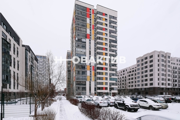 
   Продам 2-комнатную, 62.8 м², Большевистская ул, 100

. Фото 1.