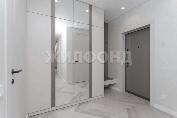 
   Продам 2-комнатную, 43.8 м², Красный пр-кт, 167/4

. Фото 26.