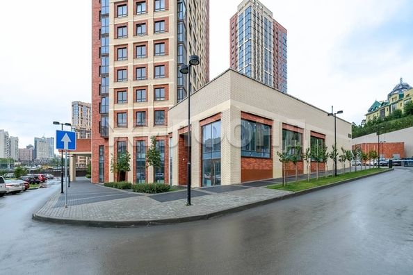 
   Продам 2-комнатную, 55.2 м², Шевченко ул, 19/1

. Фото 26.