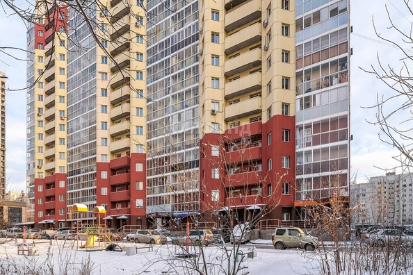 
   Продам 3-комнатную, 133.3 м², Нижегородская ул, 18

. Фото 25.