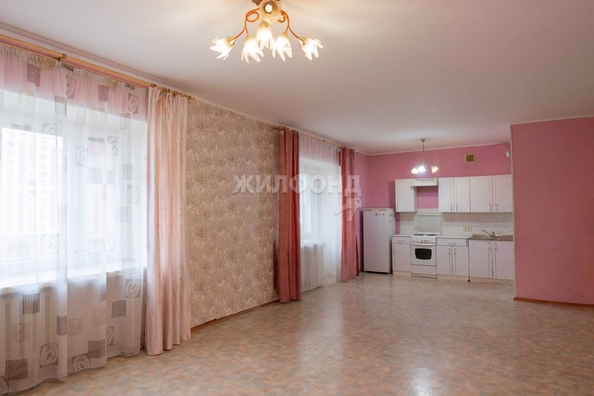 
   Продам 3-комнатную, 116.8 м², Нарымская ул, 20

. Фото 12.