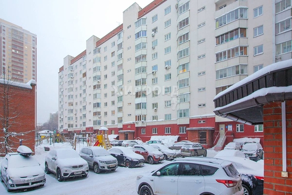 
   Продам 3-комнатную, 116.8 м², Нарымская ул, 20

. Фото 34.