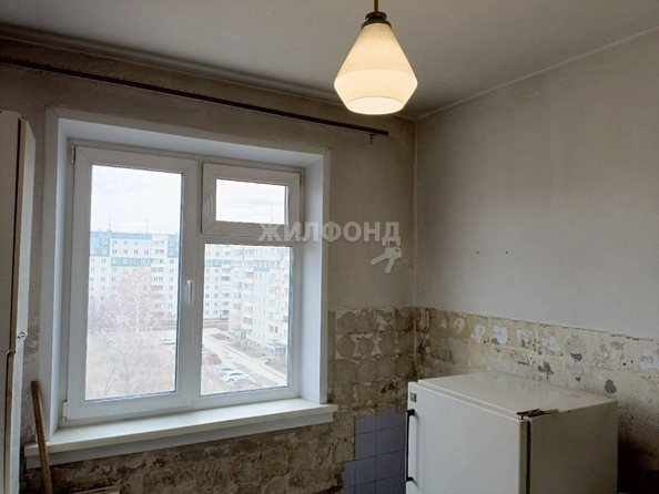 
   Продам 4-комнатную, 77.3 м², Троллейная ул, 136

. Фото 4.