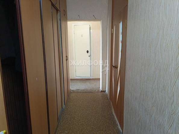 
   Продам 4-комнатную, 77.3 м², Троллейная ул, 136

. Фото 9.