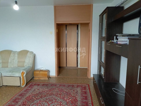 
   Продам 4-комнатную, 77.3 м², Троллейная ул, 136

. Фото 13.